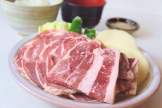 ミックスジンギスカンセット（牛肉・ラム肉・野菜＋ご飯・みそ汁・お新香）